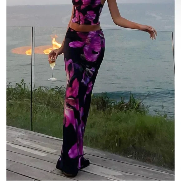 White Fox Boutique Purple Floral Top and matching Skitch - Picture 4 of 4